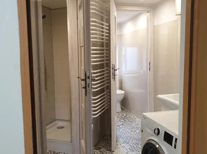 Plaza アパート *